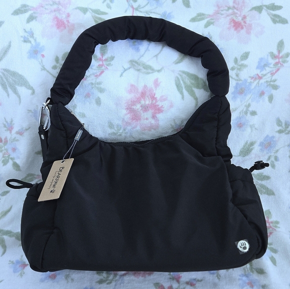 BearPaw Handbags - BearPaw Black🖤 Shoulder Bag👜 - NWT